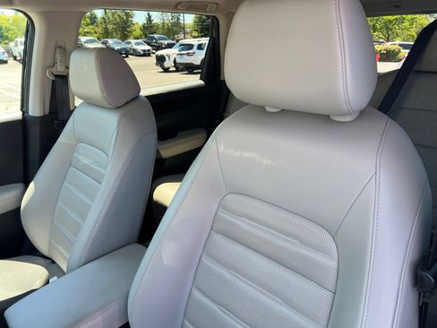 Used 2024 Honda CR-V EX-L image 8