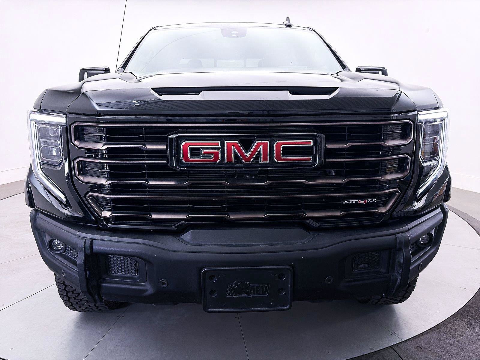 Used 2023 GMC Sierra 1500 AT4X AWD/4WD image 15