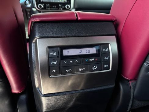 Used 2023 Lexus GX 460 Luxury w/ Sport Design Package AWD/4WD image 23