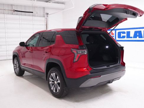 Used 2026 Chevrolet Equinox LT w/ LPO, Floor Liner Package FWD image 31