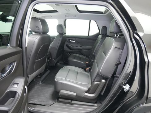 Used 2021 Chevrolet Traverse High Country AWD/4WD image 20
