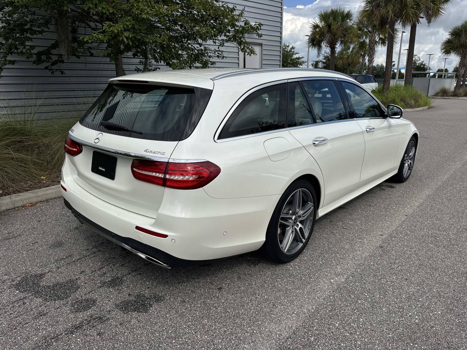 Used 2019 Mercedes-Benz E 450 4MATIC Wagon image 6
