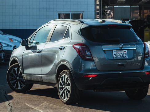 Used 2020 Buick Encore Essence image 9