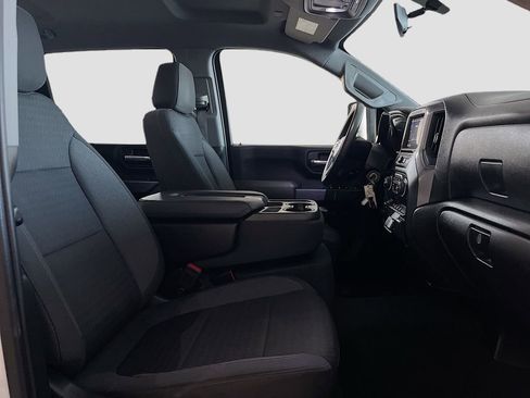 Used 2023 Chevrolet Silverado 2500 Custom w/ Custom Convenience Package image 27