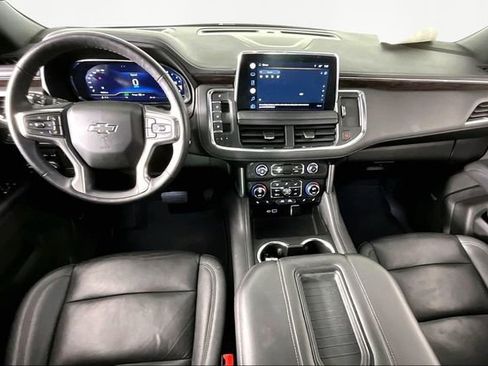 Used 2022 Chevrolet Tahoe Z71 w/ Luxury Package image 7