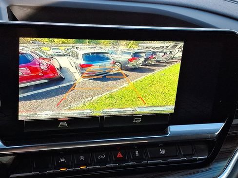 Used 2024 GMC Sierra 1500 Elevation image 19