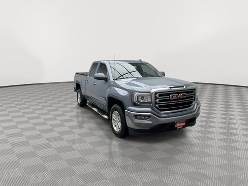 Used 2016 GMC Sierra 1500 SLE w/ SLE Value Package image 31