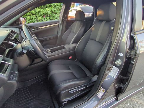Used 2020 Honda Civic Sport image 18