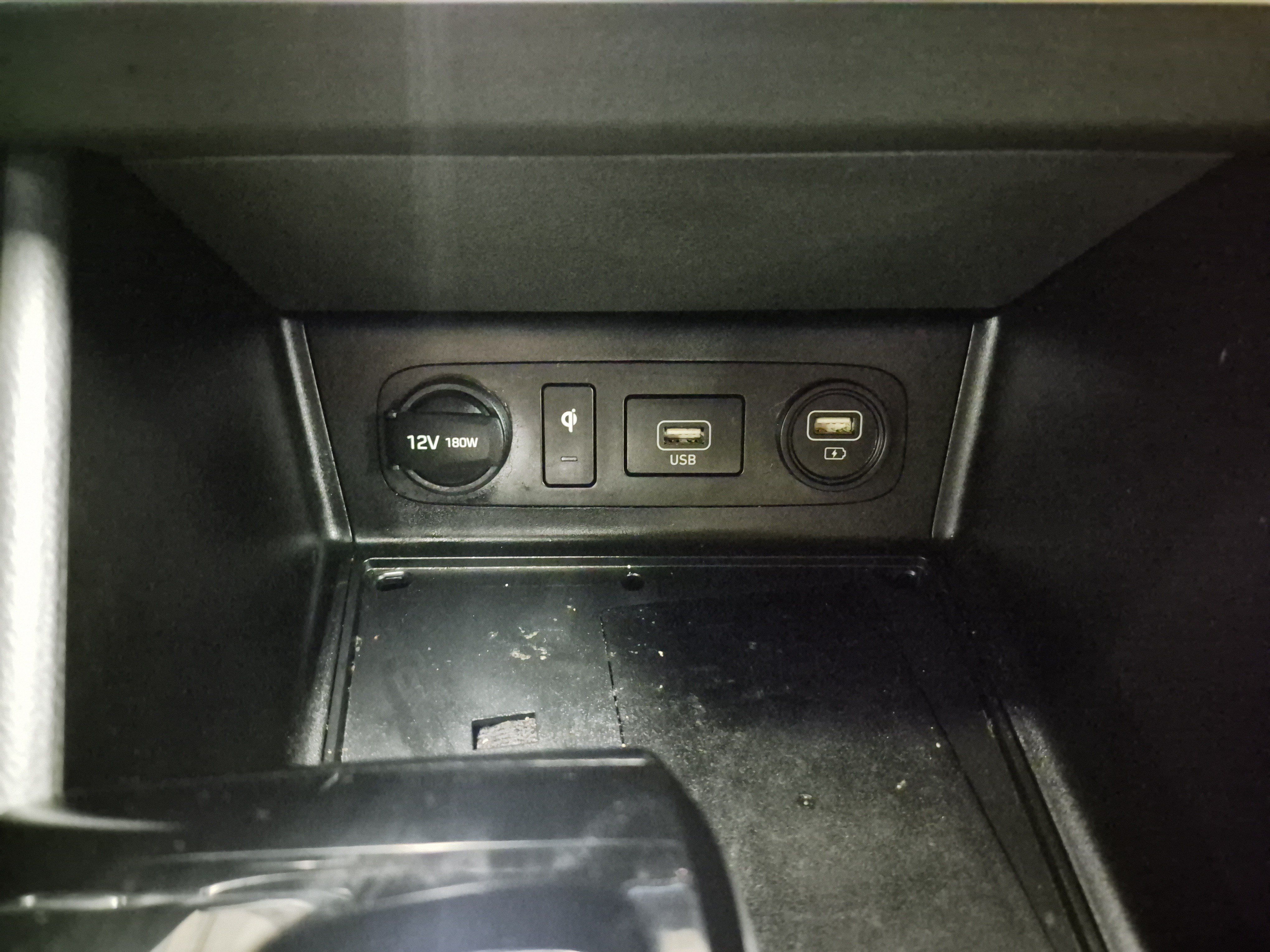 Used 2021 Hyundai Sonata Limited w/ Preferred Accessory Package FWD image 29