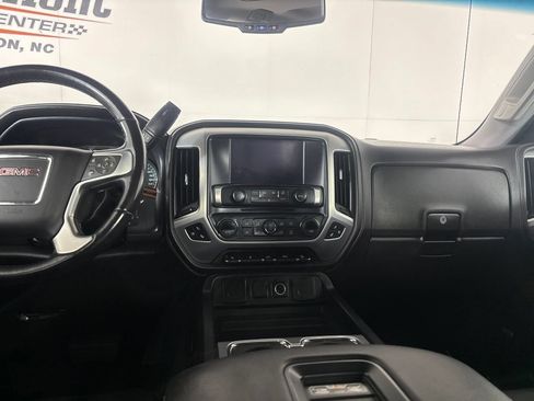 Used 2018 GMC Sierra 1500 SLT w/ SLT Premium Package AWD/4WD image 23