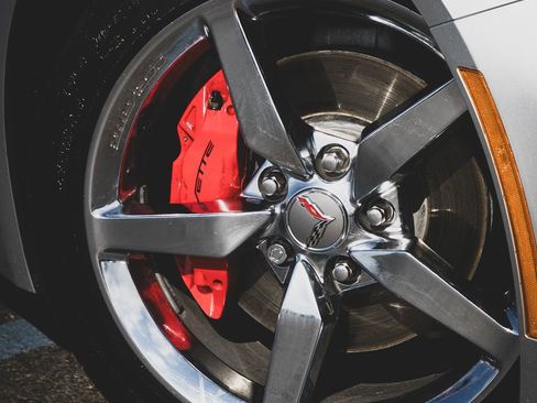 Used 2014 Chevrolet Corvette Stingray Convertible w/ 2LT Preferred Equipment Group RWD image 32