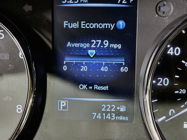 Used 2017 Nissan Rogue S AWD/4WD image 2