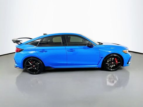 Certified 2025 Honda Civic Type R image 4