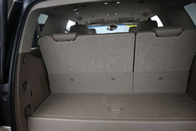 Used 2016 Chevrolet Tahoe LT w/ Luxury Package AWD/4WD image 29