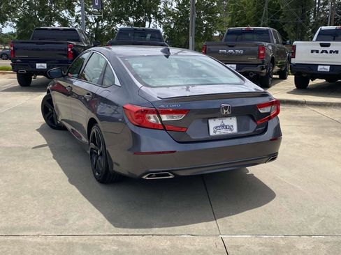 Used 2019 Honda Accord Sport image 5