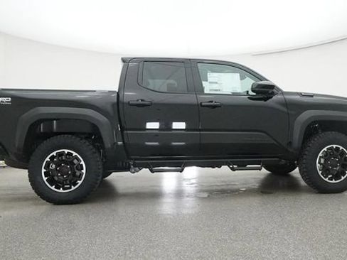 New 2025 Toyota Tacoma TRD Off-Road image 26