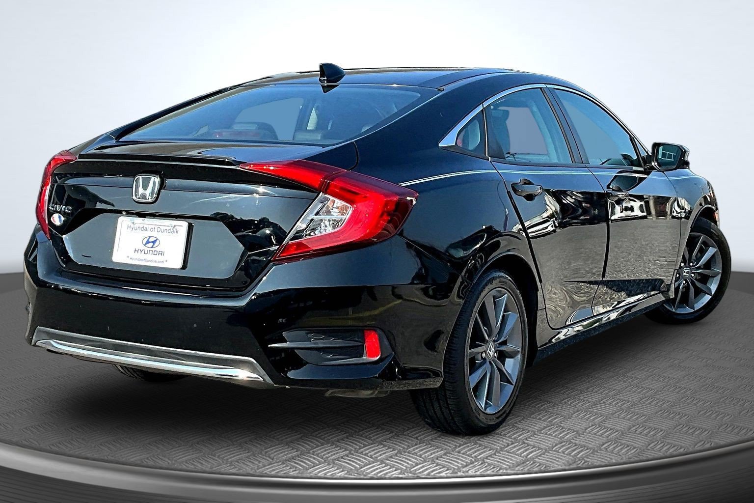 Used 2019 Honda Civic EX-L image 5