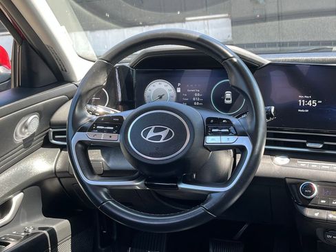 Used 2024 Hyundai Elantra Limited FWD image 19