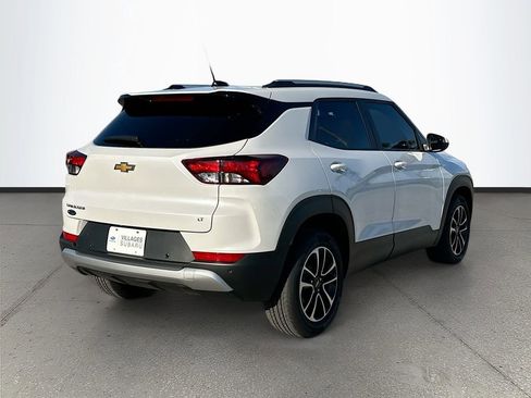 Used 2024 Chevrolet TrailBlazer LT w/ Driver Confidence Package image 7