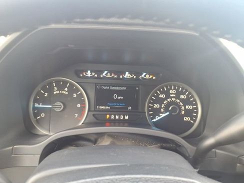 Used 2018 Ford F150 XLT w/ Equipment Group 302A Luxury AWD/4WD image 15