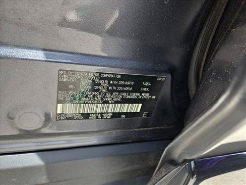 Used 2021 Toyota RAV4 XSE AWD/4WD image 15