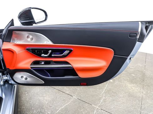 Certified 2025 Mercedes-Benz AMG GT 63 image 25