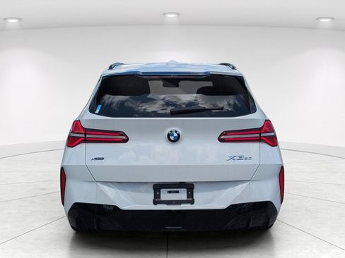 Used 2025 BMW X3 xDrive30i AWD/4WD image 6