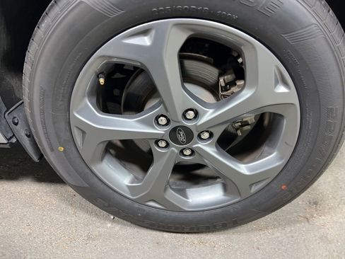 Used 2024 Ford Escape ST-Line image 38