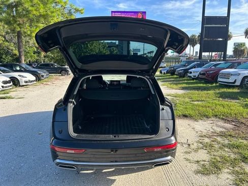 Used 2023 Audi Q5 2.0T Premium Plus w/ Premium Plus Package AWD/4WD image 7