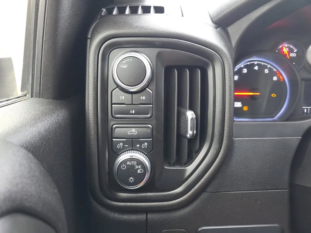 Used 2022 GMC Sierra 2500 Pro w/ Convenience Package AWD/4WD image 30