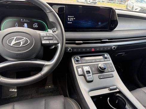 Used 2025 Hyundai Palisade SEL FWD image 26