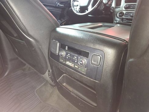 Used 2015 Chevrolet Suburban LTZ image 21