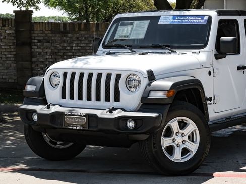 Used 2022 Jeep Wrangler Unlimited Sport image 12