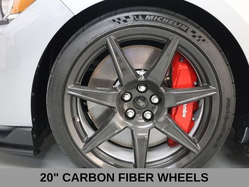 Used 2020 Ford Mustang Shelby GT500 w/ Carbon Fiber Track Pack RWD image 45