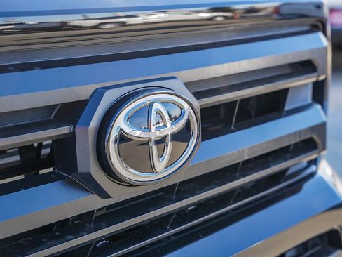 New 2026 Toyota Tacoma SR5 image 12