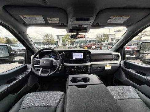 New 2026 Ford F250 XLT w/ FX4 Off-Road Package image 37