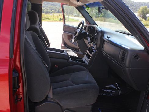 Used 2003 Chevrolet Silverado 1500 LS w/ Off-Road Package AWD/4WD image 31