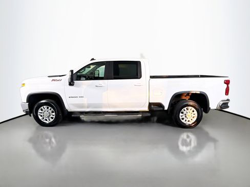 Used 2023 Chevrolet Silverado 2500 LT w/ Convenience Package image 6