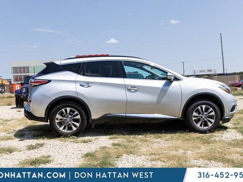 Used 2018 Nissan Murano SV FWD image 30