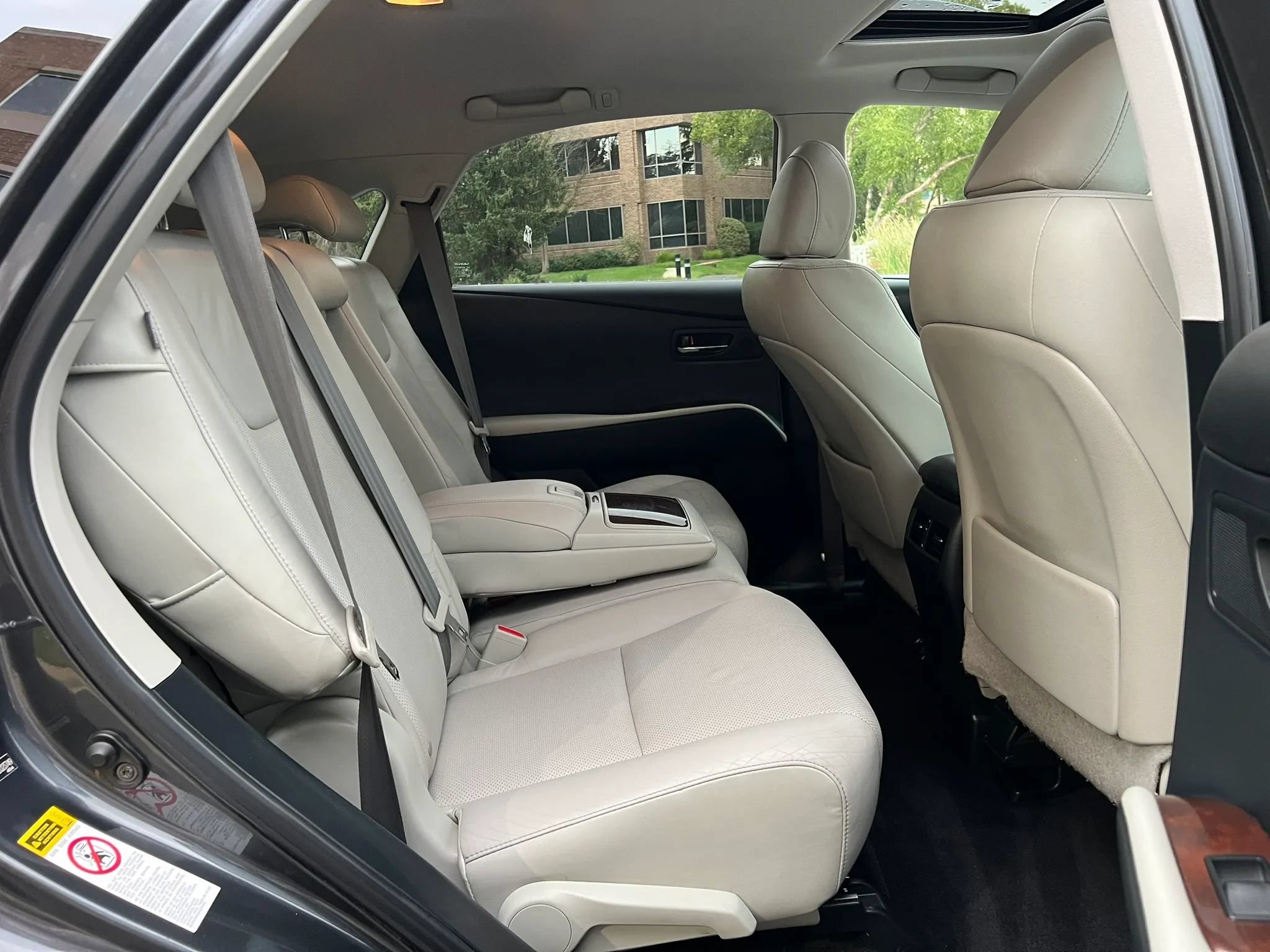 Used 2010 Lexus RX 450h AWD image 19