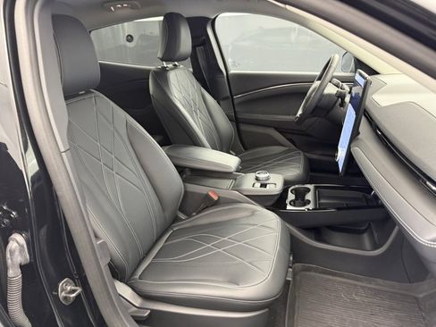 Used 2024 Ford Mustang Mach-E Select w/ Comfort Package Lite image 52