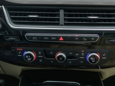 Used 2019 Audi Q7 3.0T Premium image 5