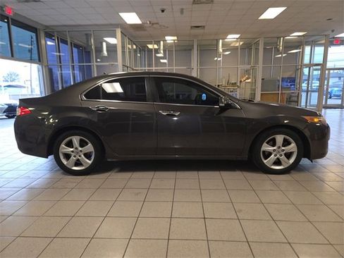 Used 2010 Acura TSX Sedan image 9