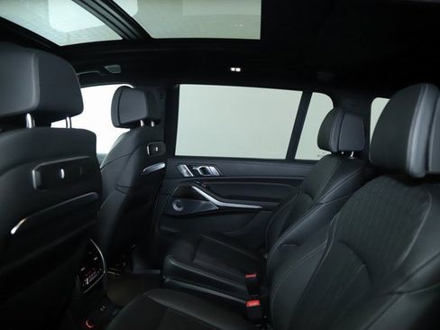Used 2024 BMW X7 M60i w/ Executive Package image 20