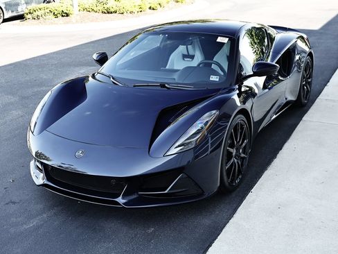 Used 2025 Lotus Emira RWD image 19