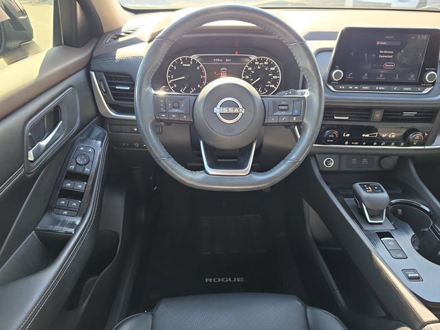 Used 2023 Nissan Rogue SV w/ SV Premium B Package FWD image 14