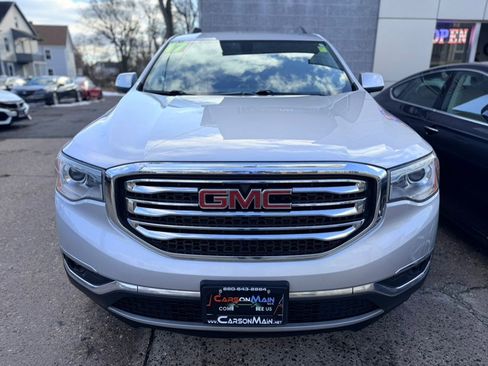Used 2017 GMC Acadia SLT image 2