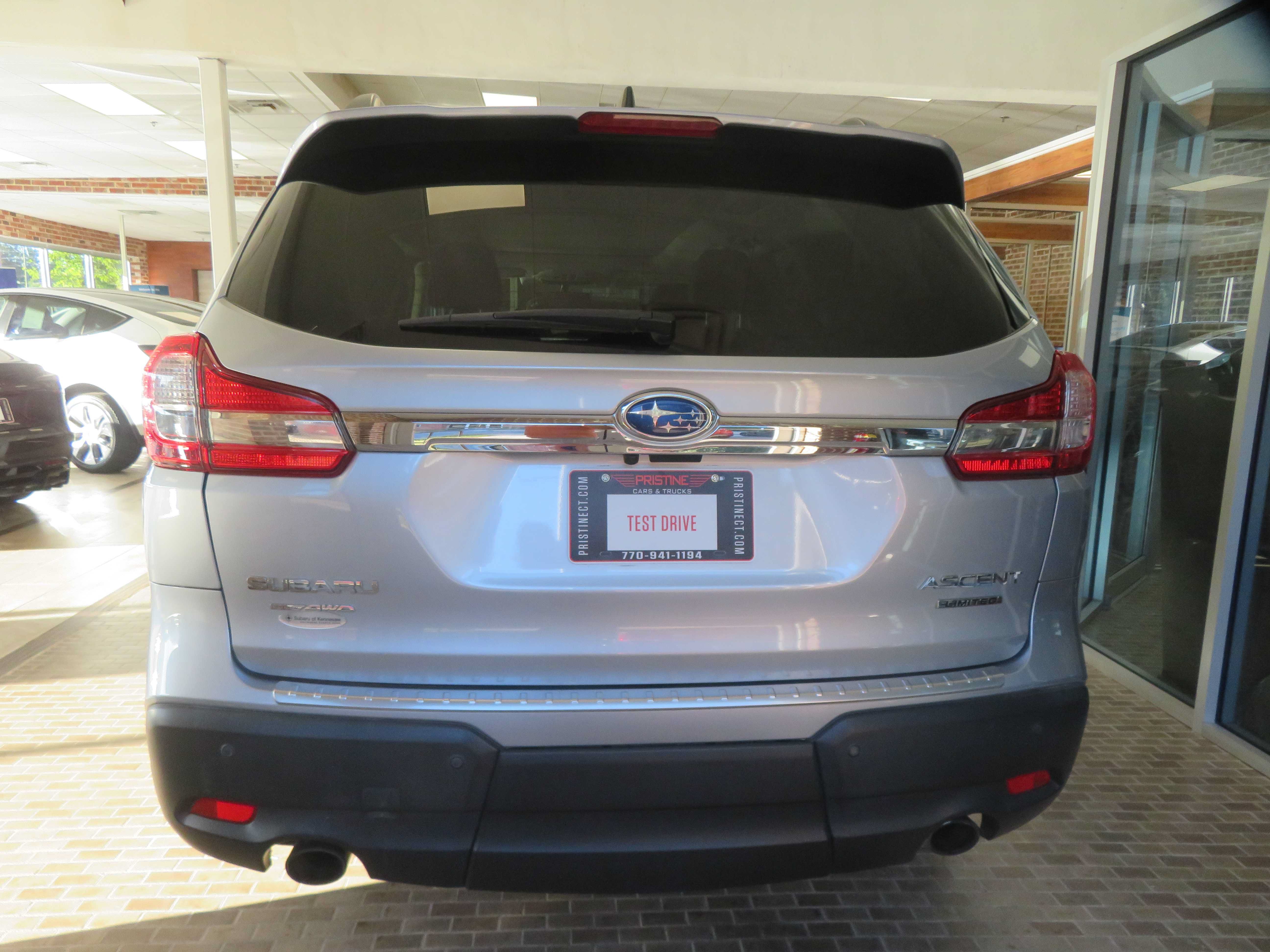 Used 2021 Subaru Ascent Limited w/ Technology Package AWD/4WD image 5