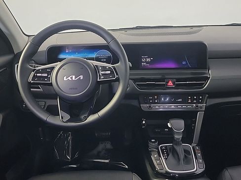 Certified 2024 Kia Seltos EX AWD/4WD image 20