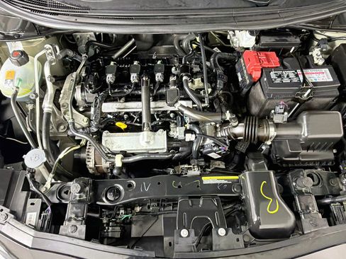 Used 2025 Nissan Versa S w/ Trunk Package FWD image 30